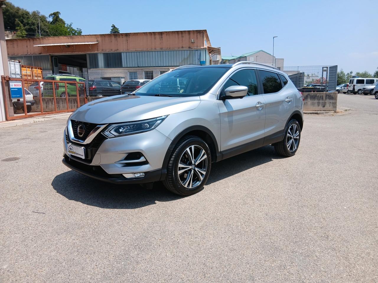 Nissan Qashqai 1.5 dCi N-Connecta