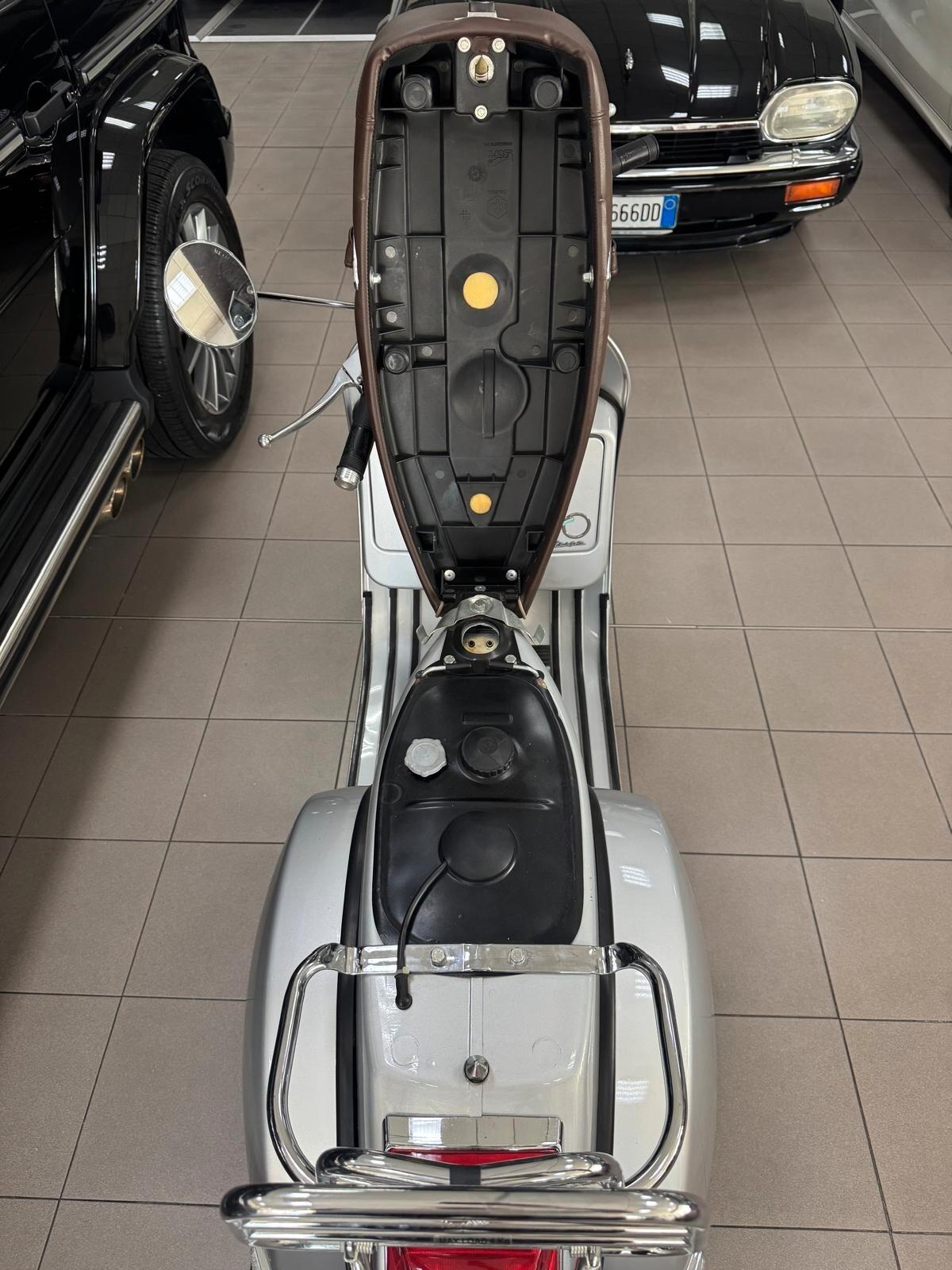 Piaggio Vespa 150 PX 70° ANNIVERSARIO SOLI 2.000 KM REALI PARI AL NUOVO!!!