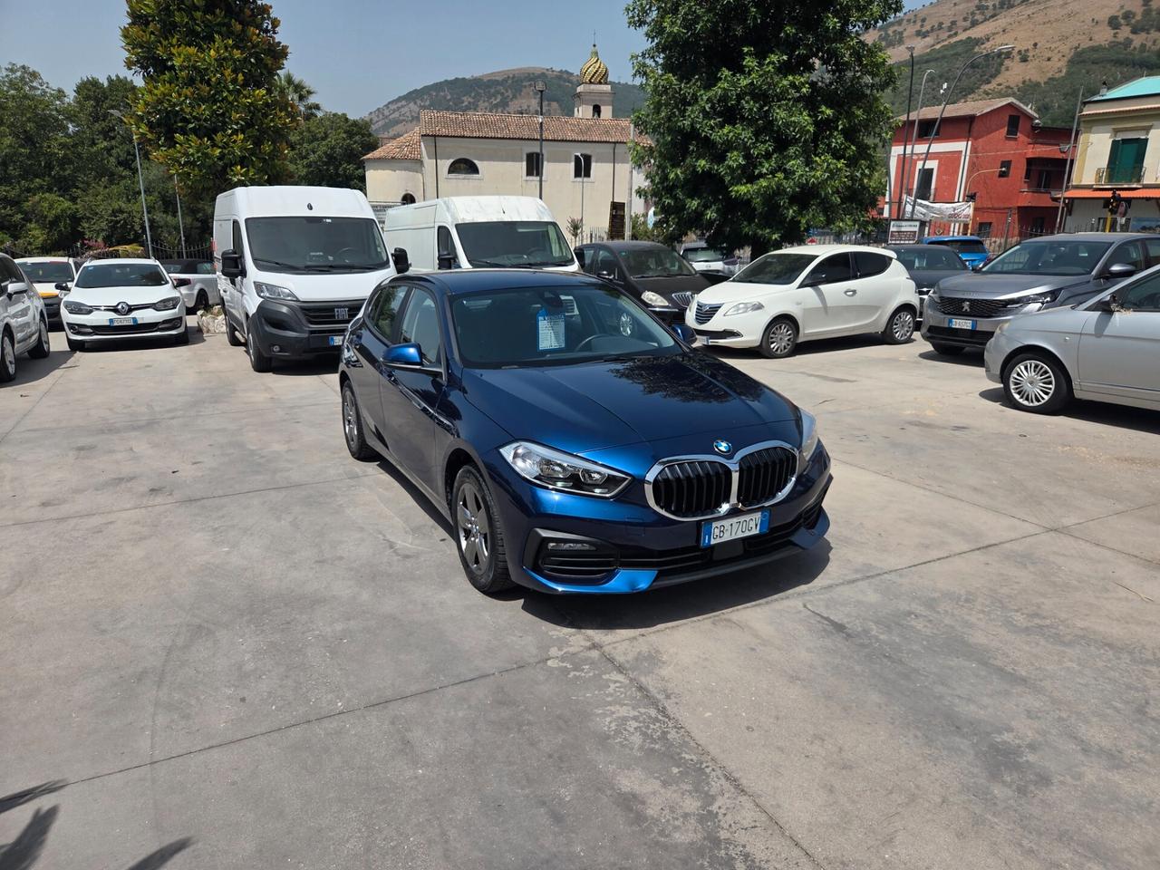 Bmw 1 F40 116d 5p. Business Advantage - 2020 DA VETRINA