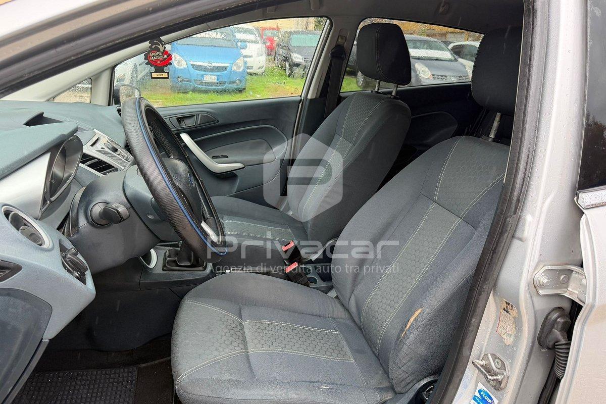 FORD Fiesta 1.4 5 porte Bz.- GPL Titanium