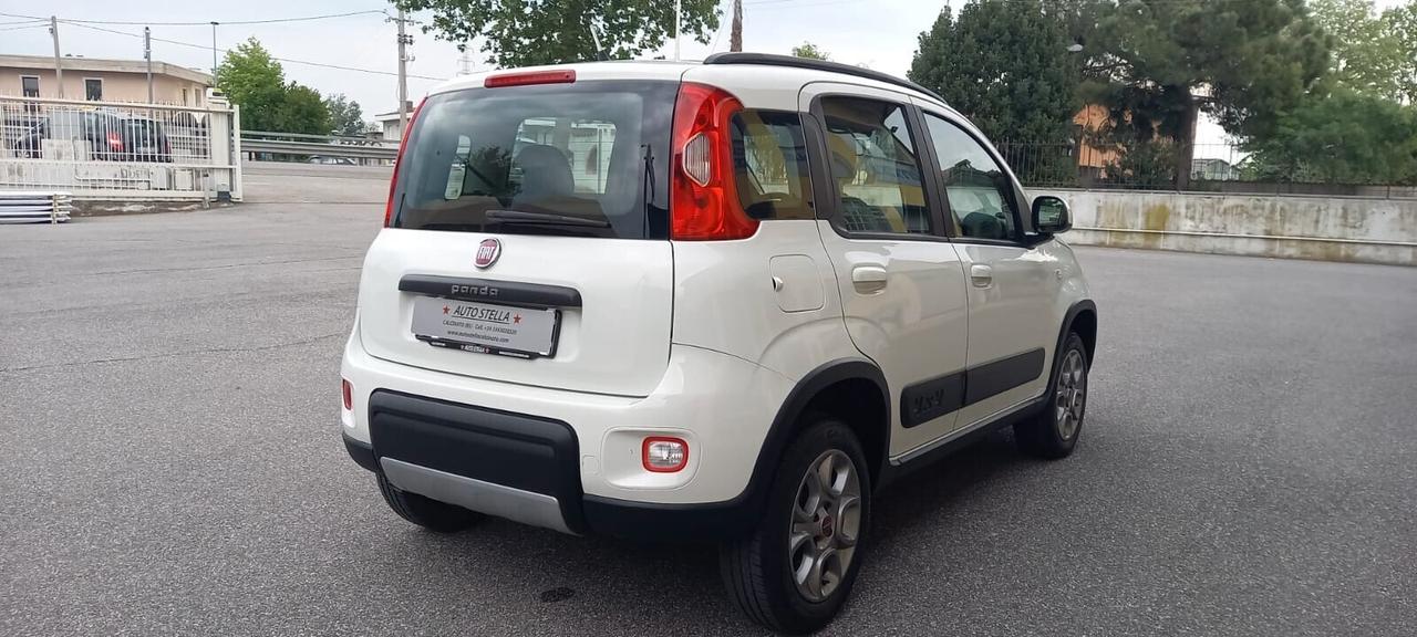 Fiat Panda cc. 1.300 MJT Turbodiesel 95 CV. 4X4 Trazione Integrale Mod. Lounge 5 Porte Euro 6B Utilizzabile anche per i Neopatentati.
