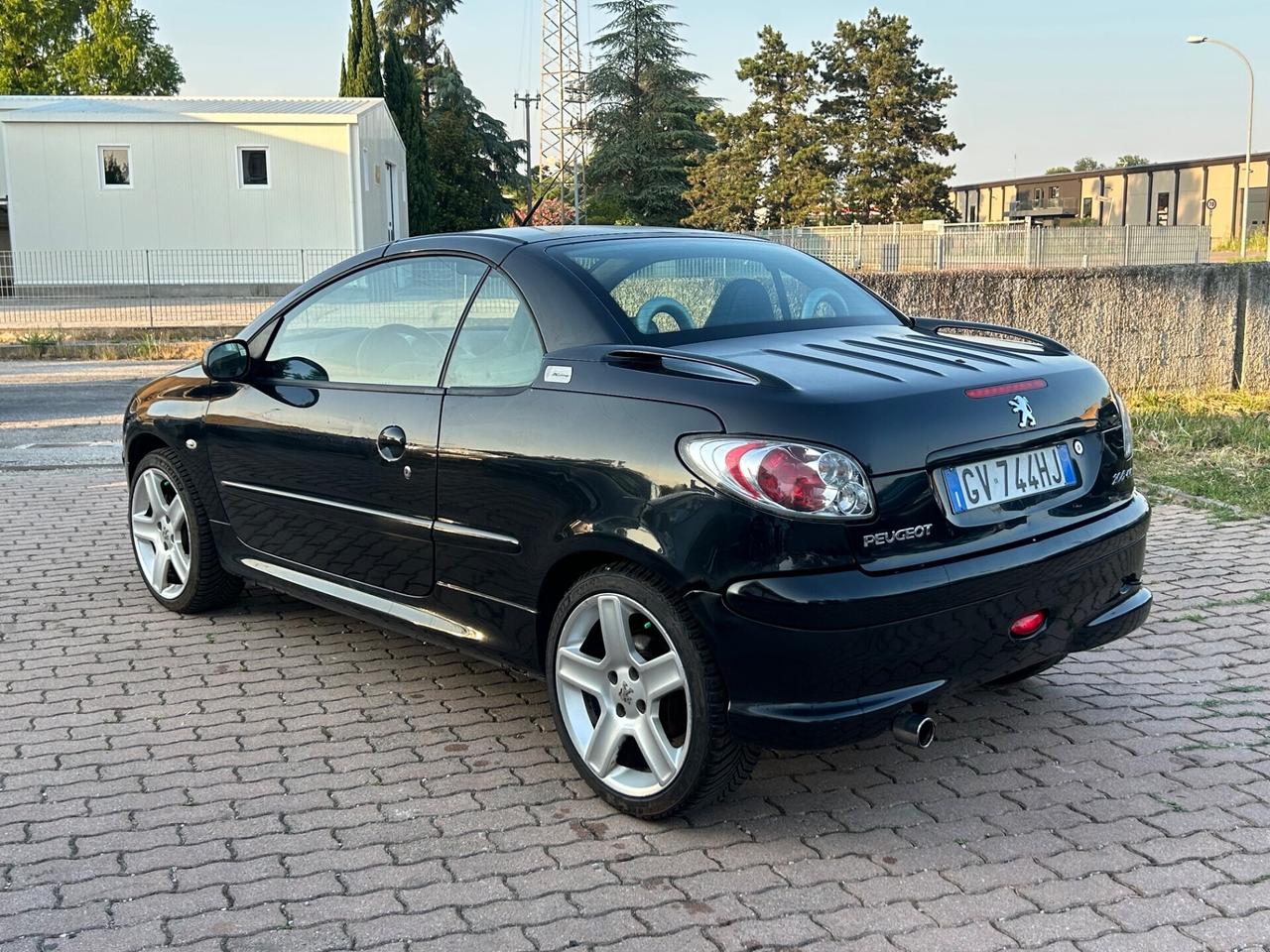 Peugeot 206 1.6 16V CC RC Line