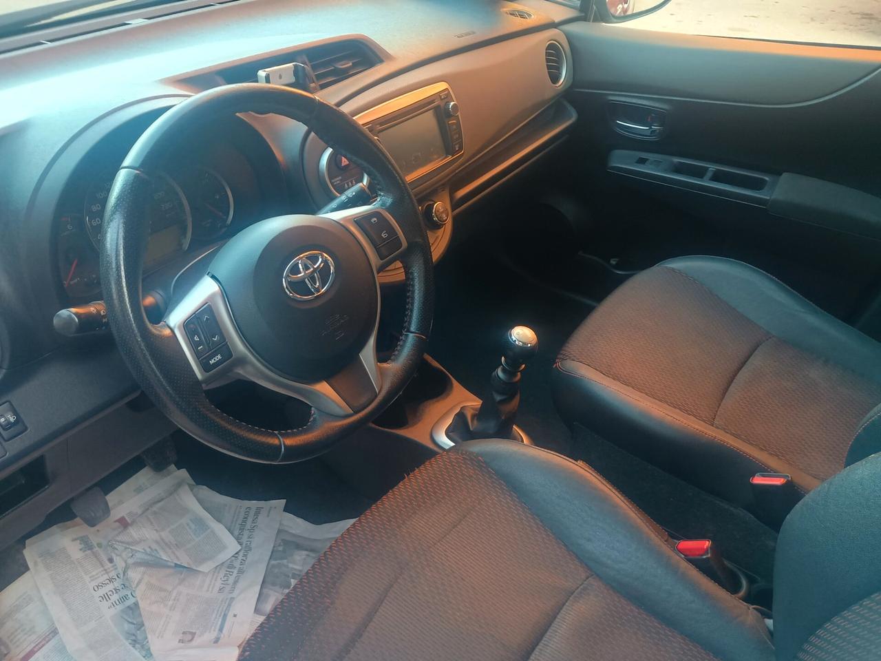 Toyota Yaris 1.4 D-4D 5 porte Lounge