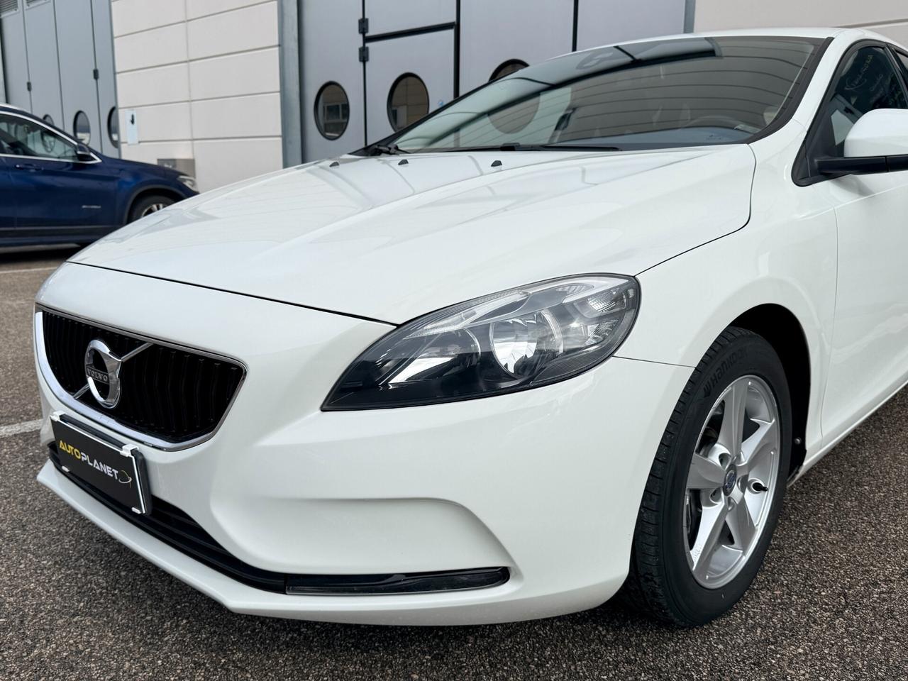 Volvo V40 D2 Geartronic Kinetic