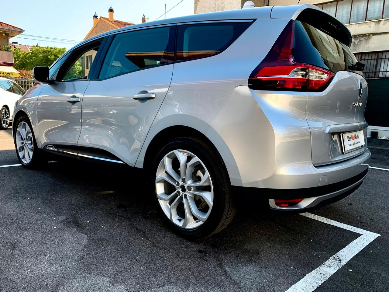 Renault Grand Scenic dCi 120 CV EDC Sport 7 POSTI