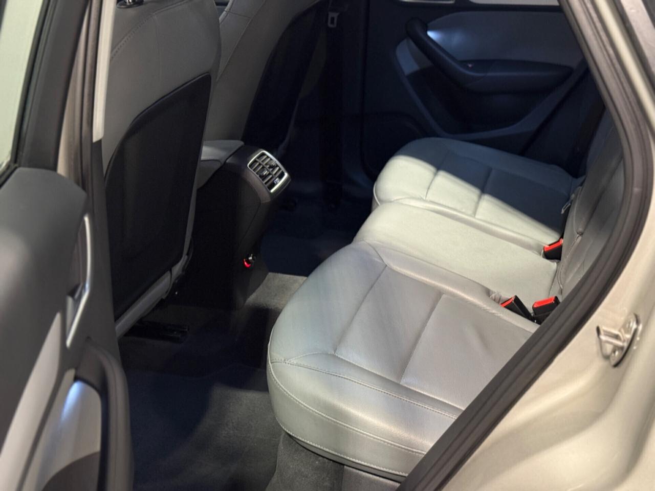 Audi Q3 2.0 tdi Sport PELLE! 90.000KM!