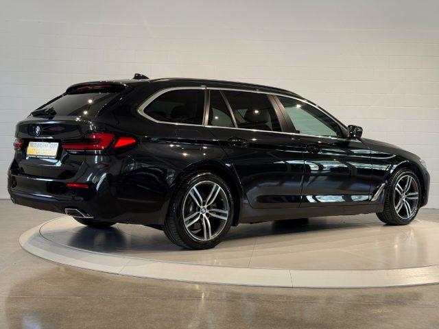 BMW 518 d 48V Touring Luxury Line PREZZO REALE