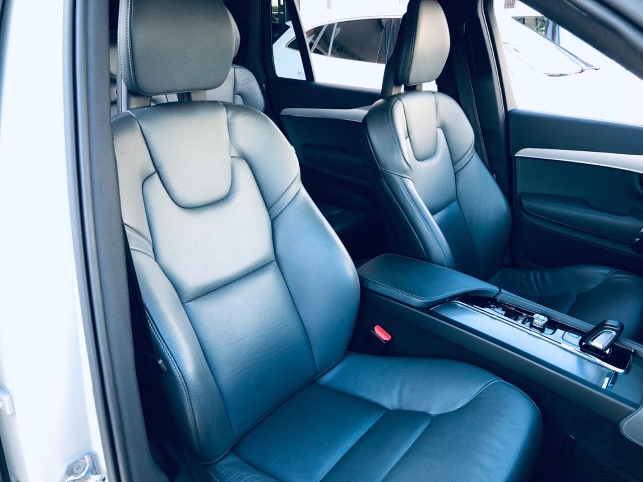 Volvo XC90 B5 (d) hybrid AWD7 posti Momentum telec