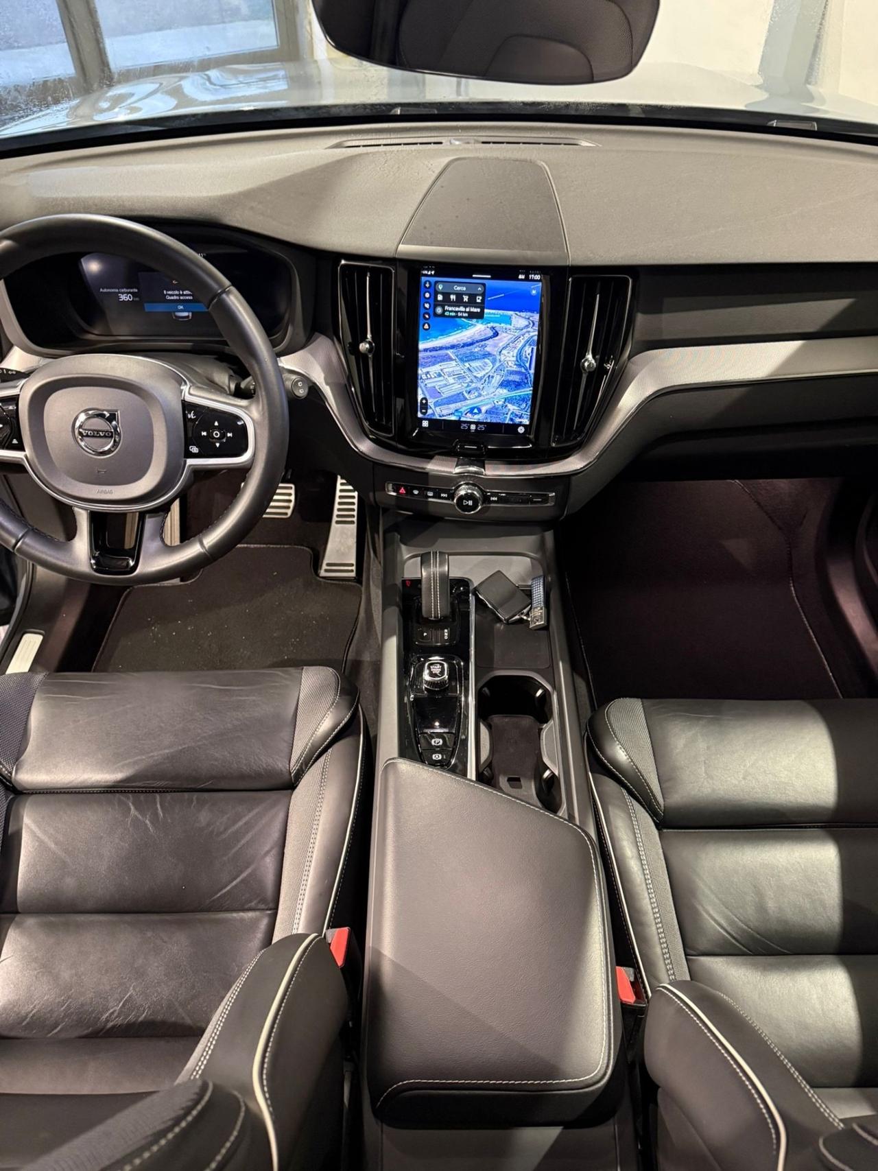 Volvo XC 60 -4x4 -UNICO PROPRIETARIO-GARANZIA