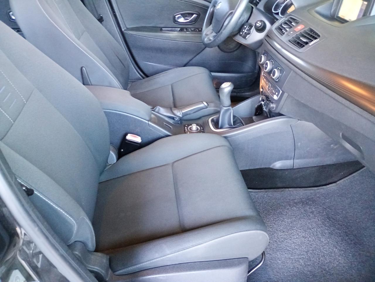 Renault Megane Mégane 1.5 dCi 90CV SporTour Confort