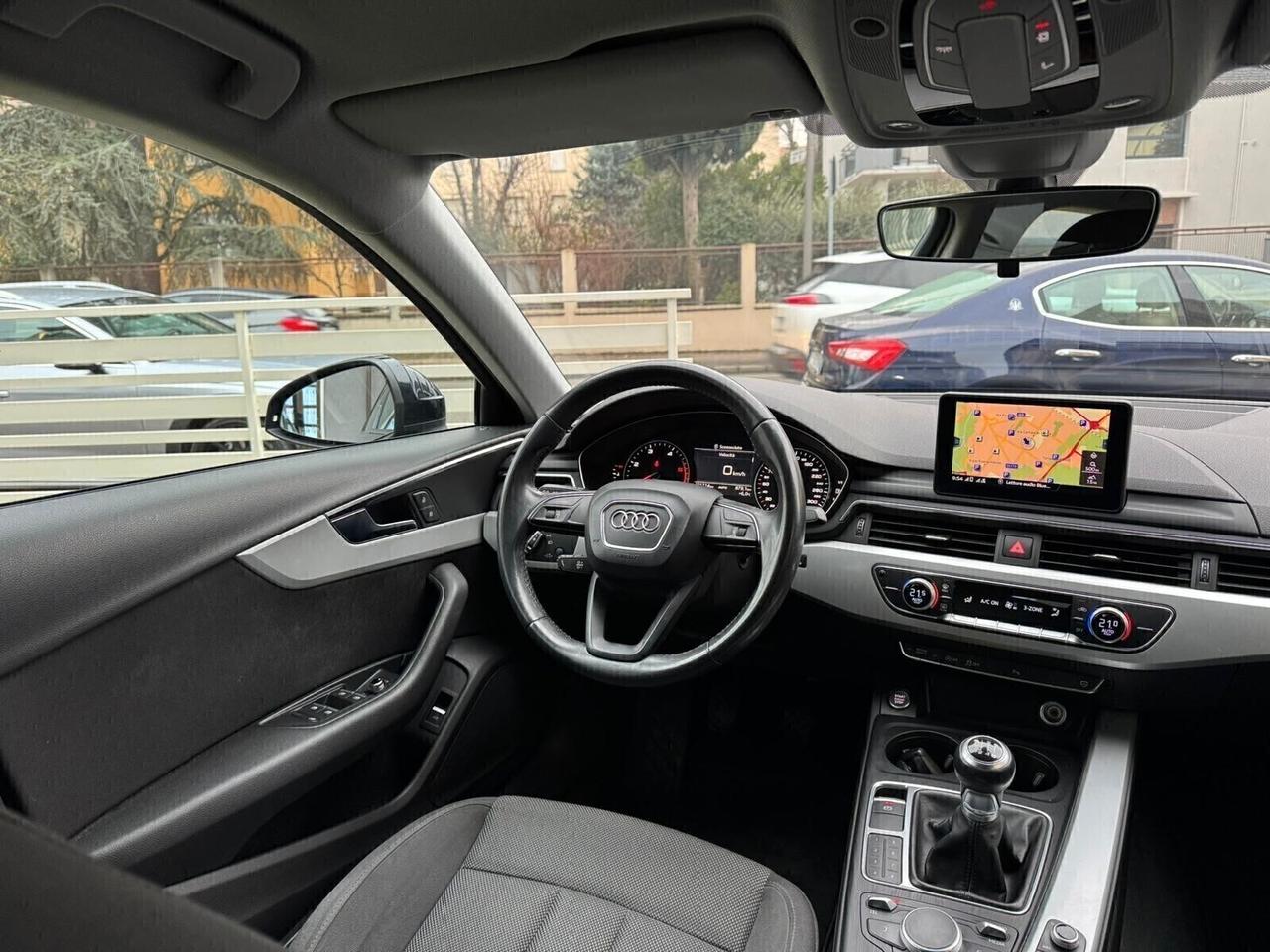 AUDI A4 2.0 TDI 122 CV BUSINESS UNIP ZERO ANTICIPO