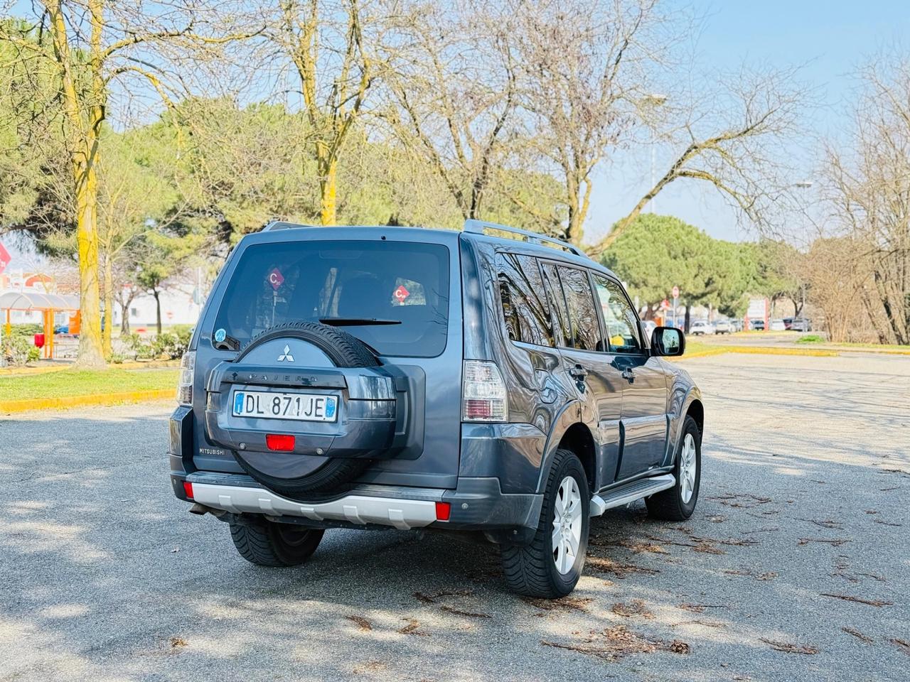 Mitsubishi Pajero 3.2 DI-D 16V 5p. Invite