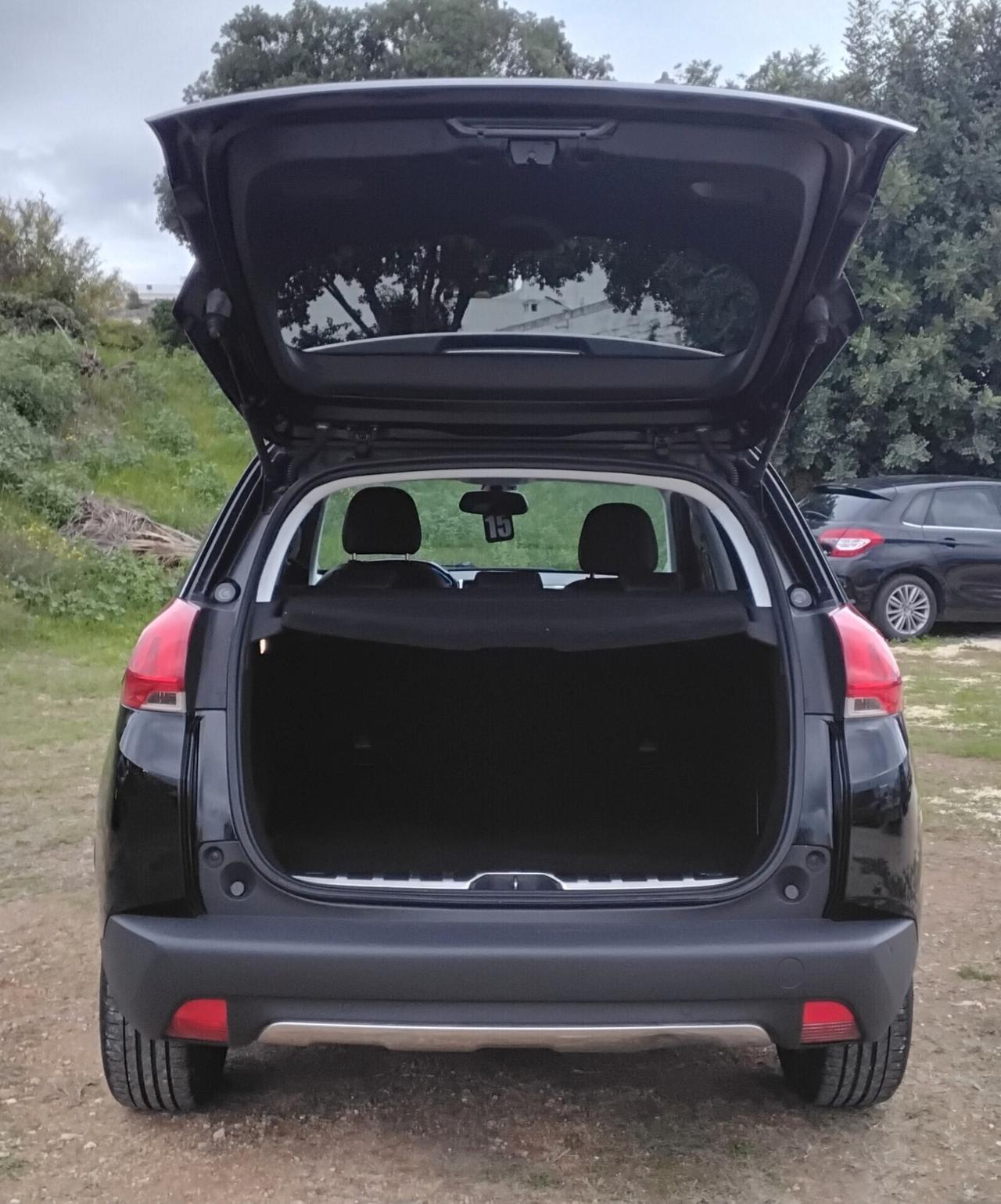 Peugeot 2008 BlueHDi 100 Allure