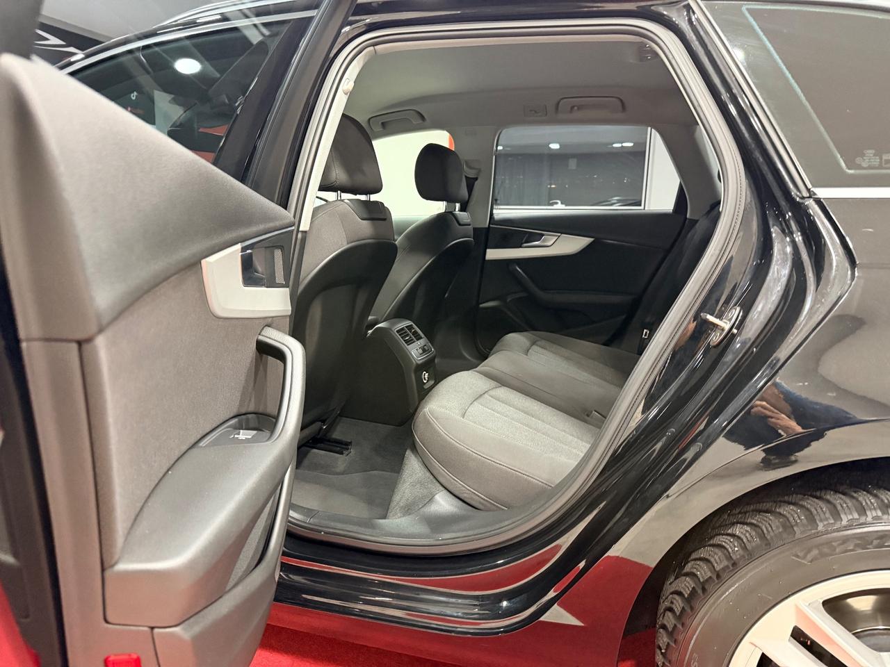 Audi A4 Avant 2.0 TDI 190 CV Business Sport S-tronic ''GARANZIA''