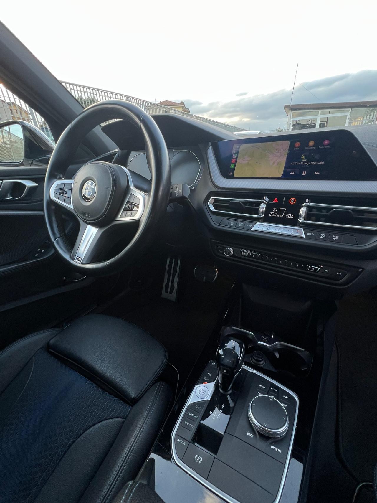 Bmw 116 116d 5p. Msport