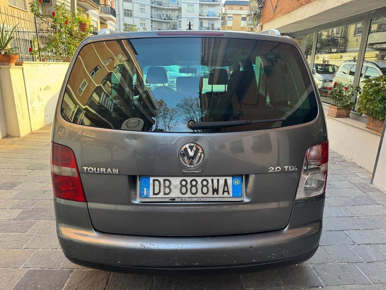 VOLKSWAGEN Touran 2.0 16V TDI Highline