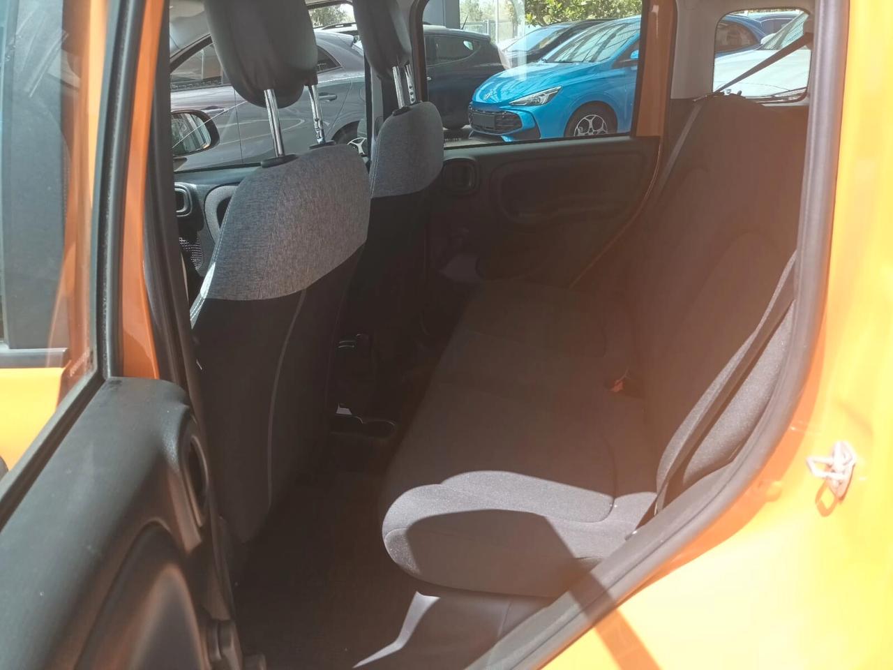 Fiat Panda 1.0 Firefly S&S Hybrid 70 CV