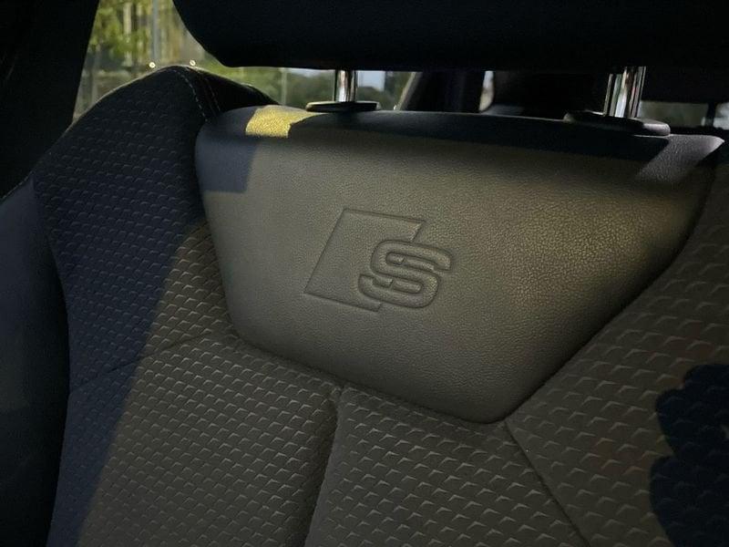 Audi Q3 I 2019 Sportback 35 2.0 tdi Identity Black s-tronic