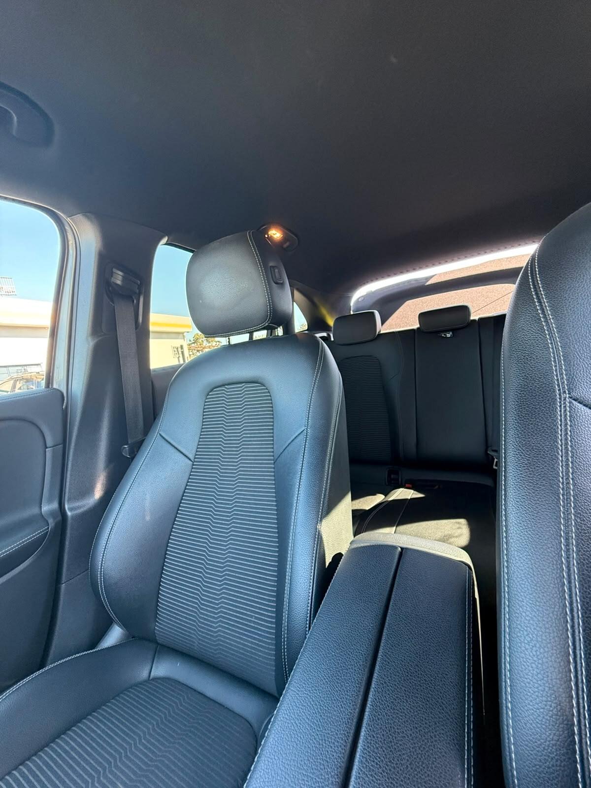 Mercedes-benz GLA 200 d Automatic Premium iva deducibile