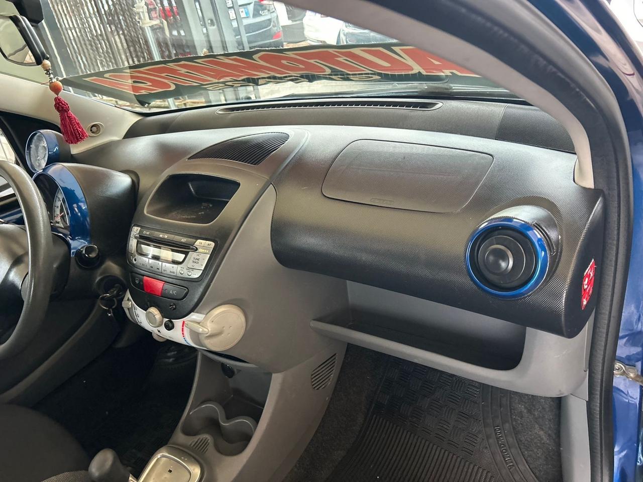 Toyota Aygo 1.0 12V VVT-i 5 porte Griffe