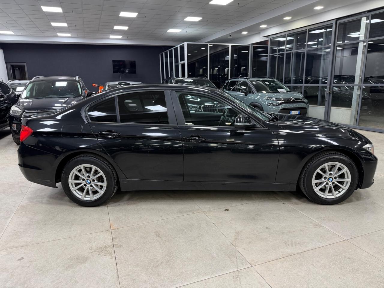 Bmw 318 d AUTOMATICO 2015