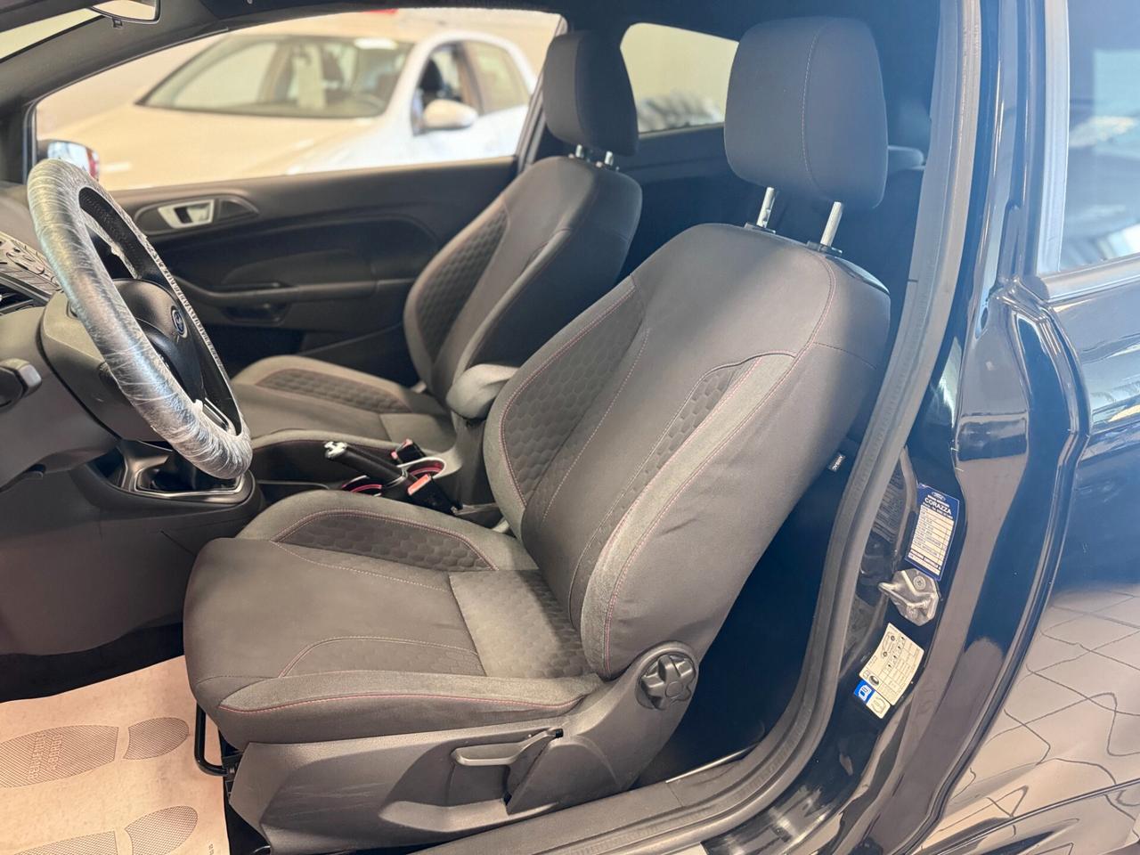 Ford Fiesta 1.5 TDCi 75CV 3 porte ST-Line