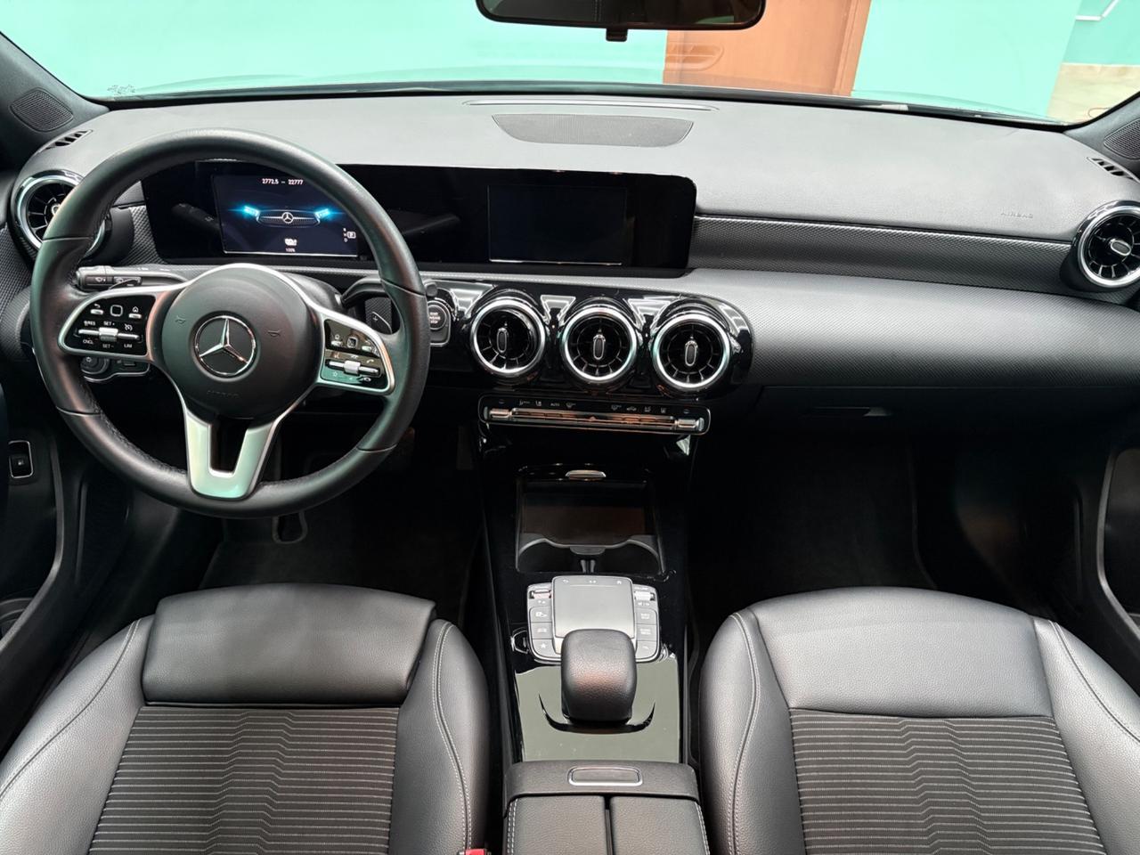 Mercedes-benz A 250 e EQ Business Extra UNICO PROPRIETARIO