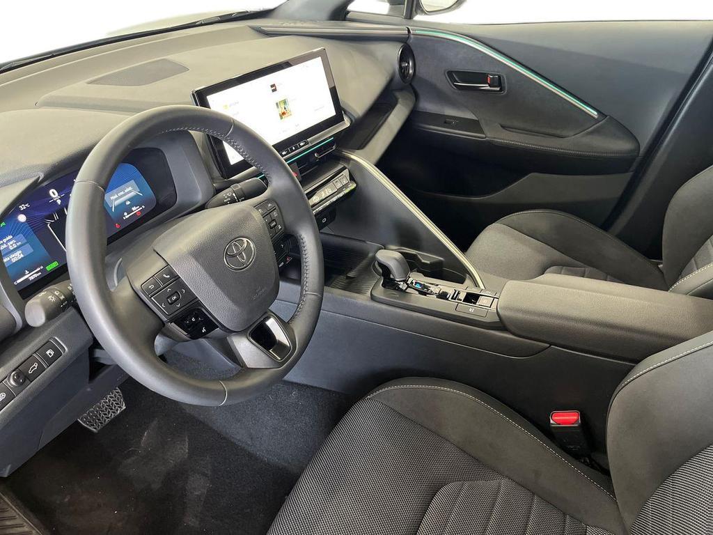 Toyota C-HR 1.8 hv Lounge fwd e-cvt