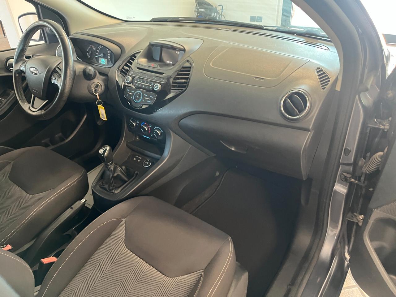 Ford Ka 1.2 Ti-VCT 85 CV Ultimate Color