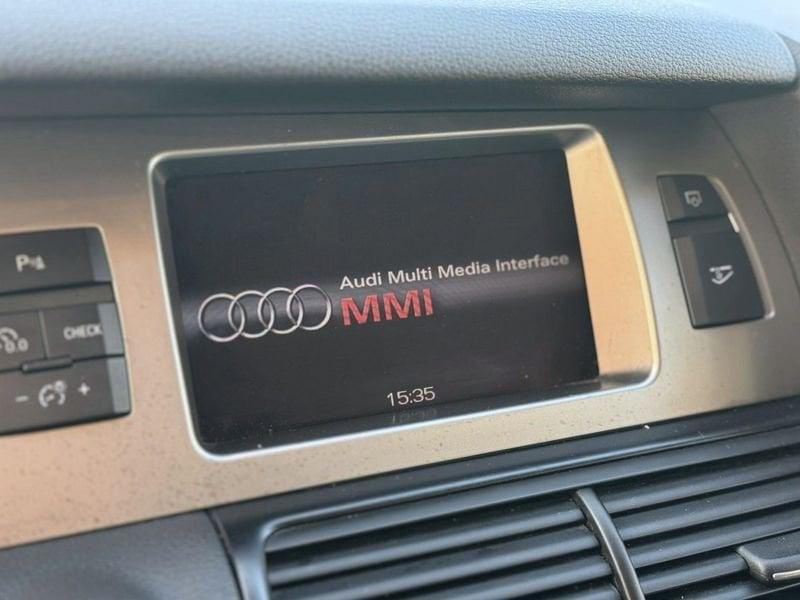 Audi Q7 Q7 3.0 V6 TDI 233CV quattro tiptronic ** 7 POSTI ** ** OFFERTA RISERVATA SOLO PER OPERATORI DEL SET