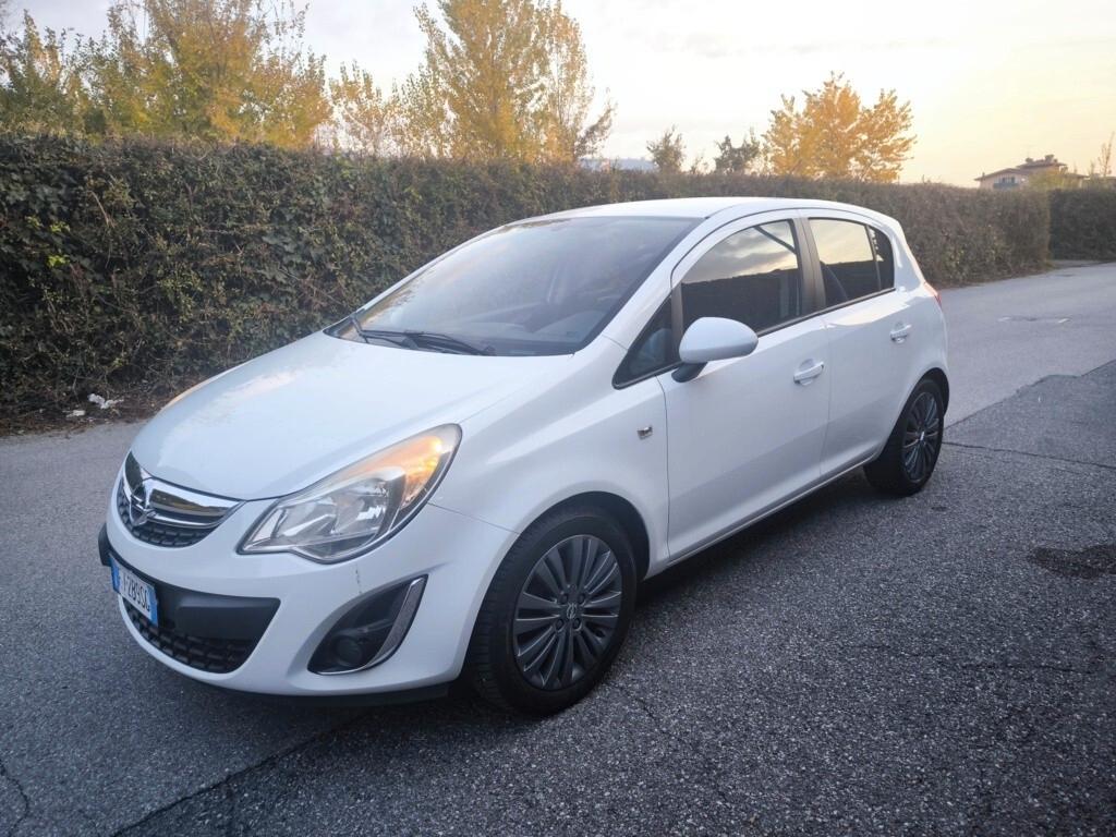 OPEL CORSA 1,3 CDTI – COSMO -OK NEOPATENTATI