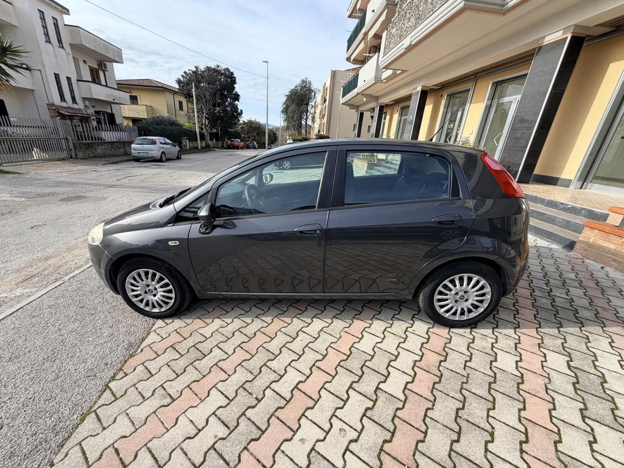 Fiat Grande Punto 1.2 benz 48kw 65cv 5porte