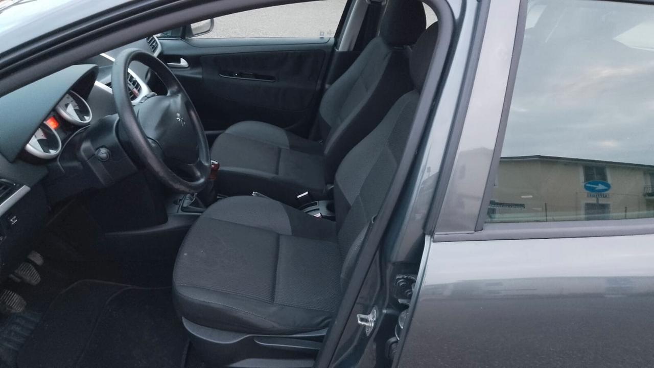 Peugeot 207 1.4 8V 75CV SW X Line ECO GPL