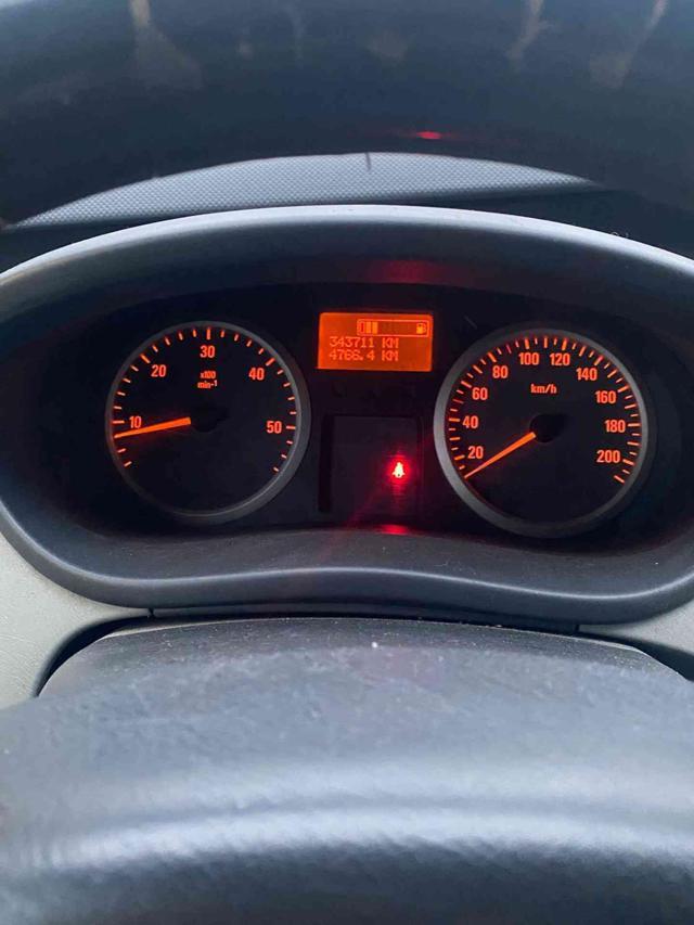 OPEL VIVARO VAN 2.5 CDTI 6 POSTI GANCIO TRAINO