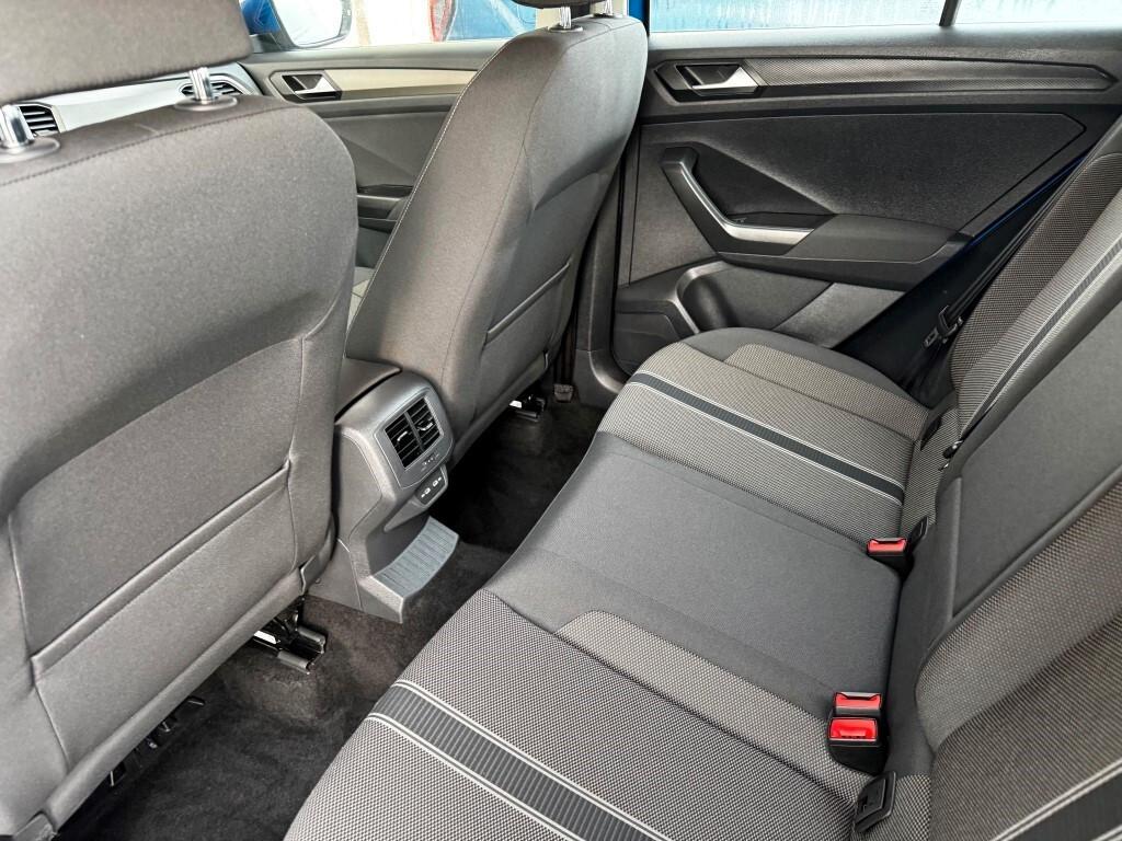 Volkswagen T-Roc 1.0 TSI Business BlueMotion Technology