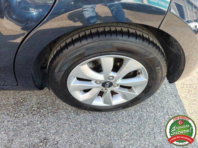 KIA Rio 1.1 CRDi 5p. Cool