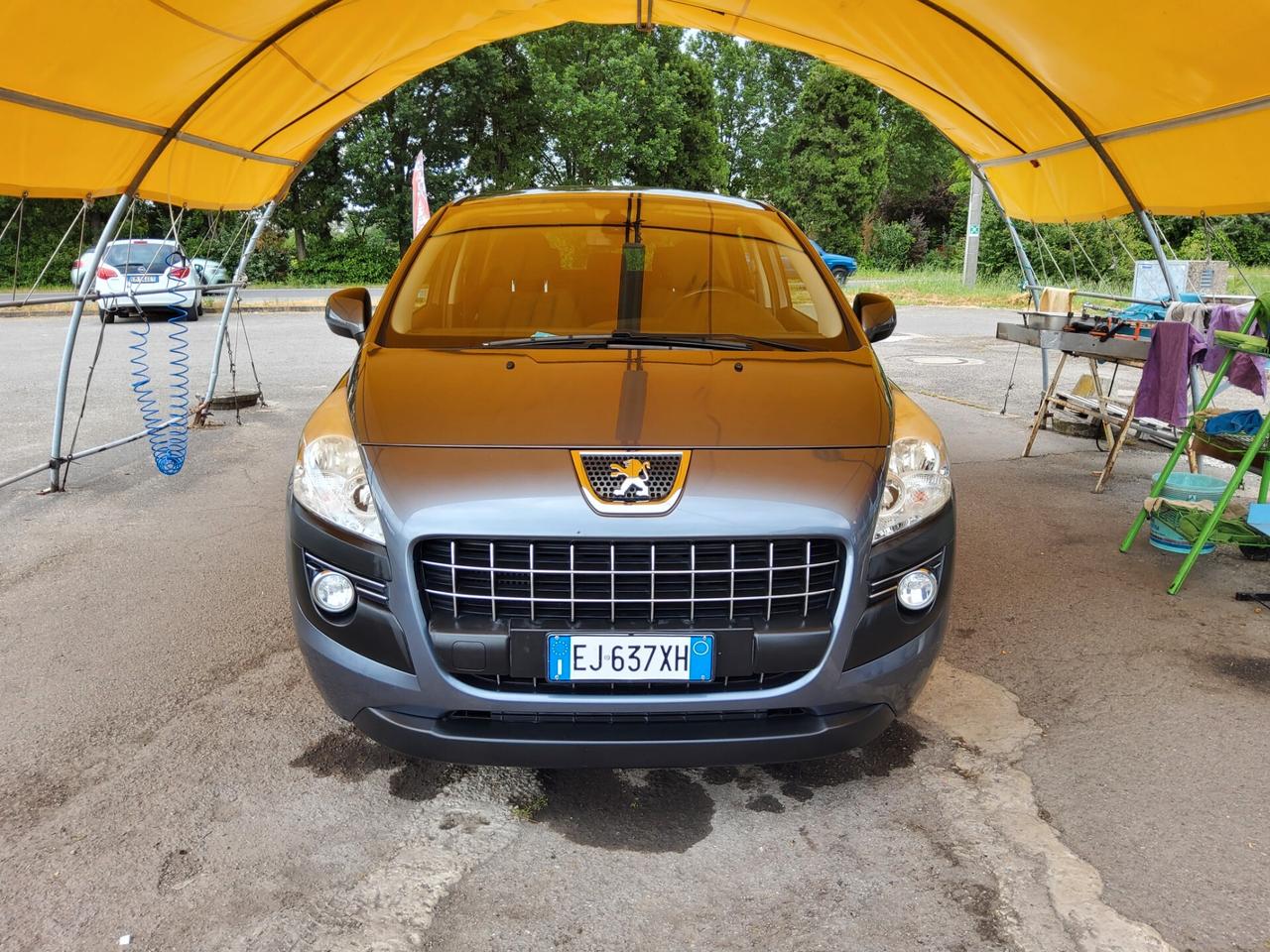 Peugeot 3008 1.6 e-HDi 112CV cambio robotizzato Stop&Start Active