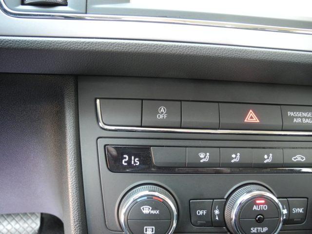 SEAT Leon 1.6 TDI 115cv DSG ST Business -OK NEOPAT.-IVA Det.