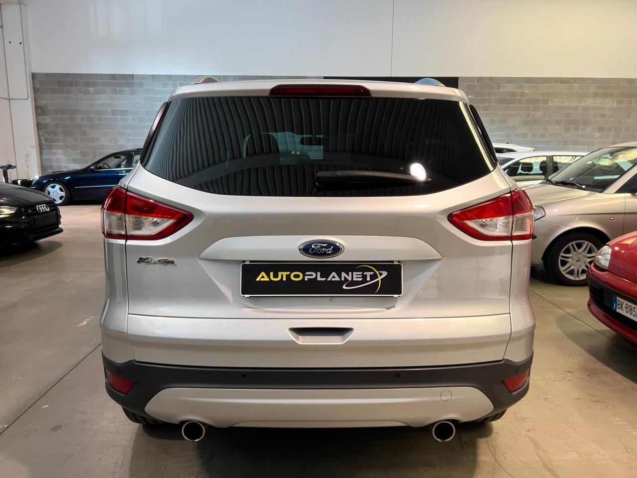 Ford Kuga 2.0 TDCI 140 CV 4WD Powershift Titanium