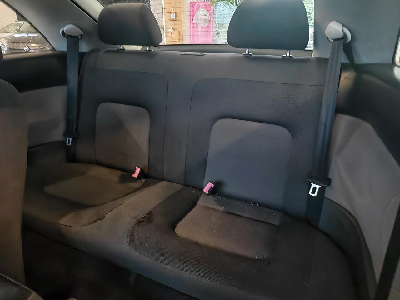 Volkswagen New Beetle 1.9 TDI 101CV