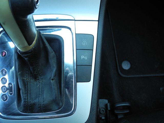 VOLKSWAGEN Passat Variant 2.0 TDI DPF DSG Highline -Ok NEOPAT.- UniPROPRIET.