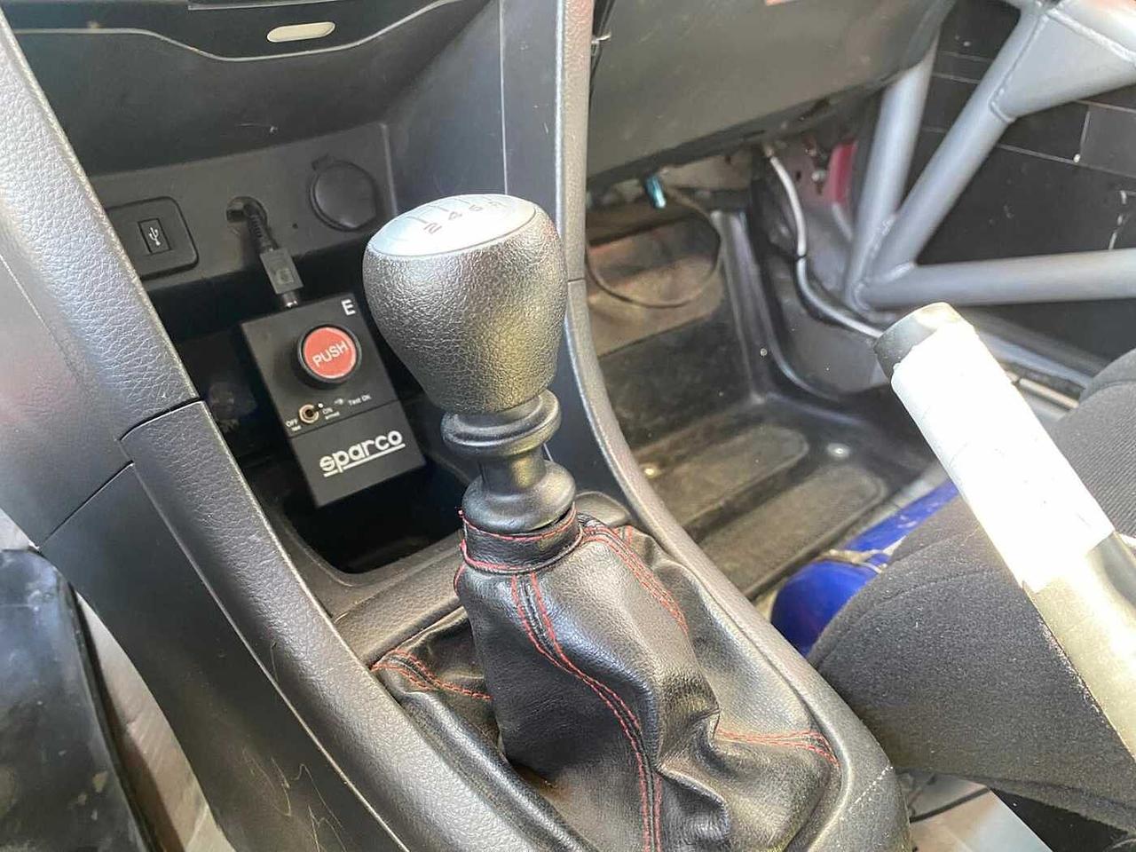 Suzuki Swift 1.6 RALLY RACING START