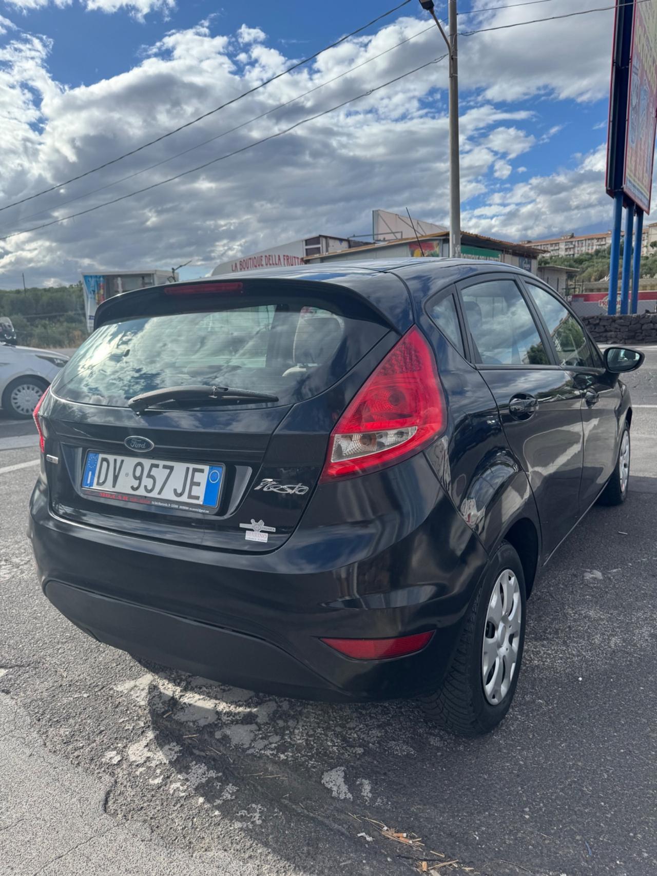 Ford Fiesta 1.4 TDCi 5p. Titanium