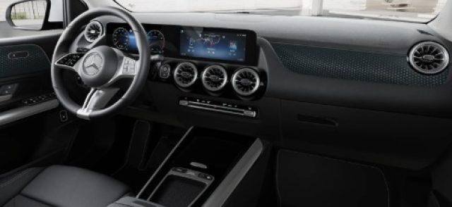MERCEDES-BENZ B 180 Automatic Progressive Line