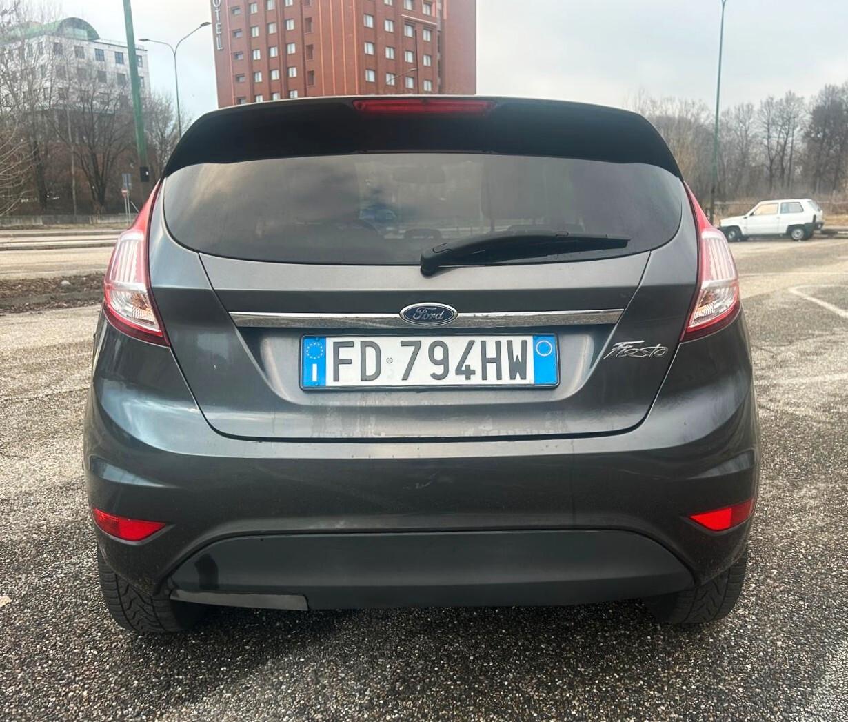 Ford Fiesta VI 5p 1.4 Titanium Gpl 95cv SCADENZA 2036!