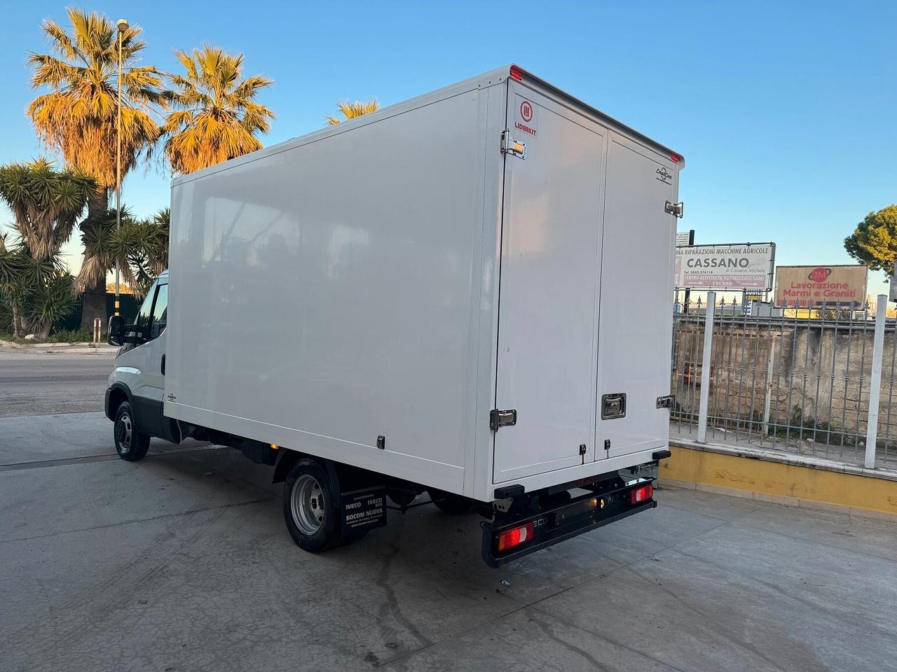 DAILY 35C16 MOTORE 3.0 PASSO 3750 CON CASSA KM 0!!!!!!!!!!!!