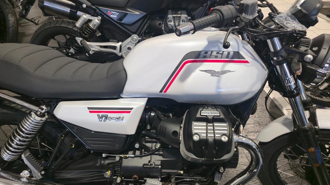 Moto Guzzi V7 SPECIAL ABS EURO 5 +