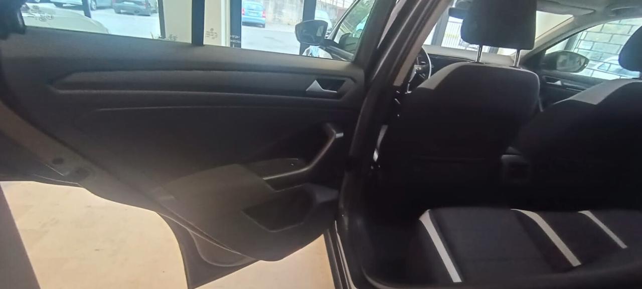 Volkswagen T-Roc 1.5 TSI DSG Advanced BlueMotion Technology