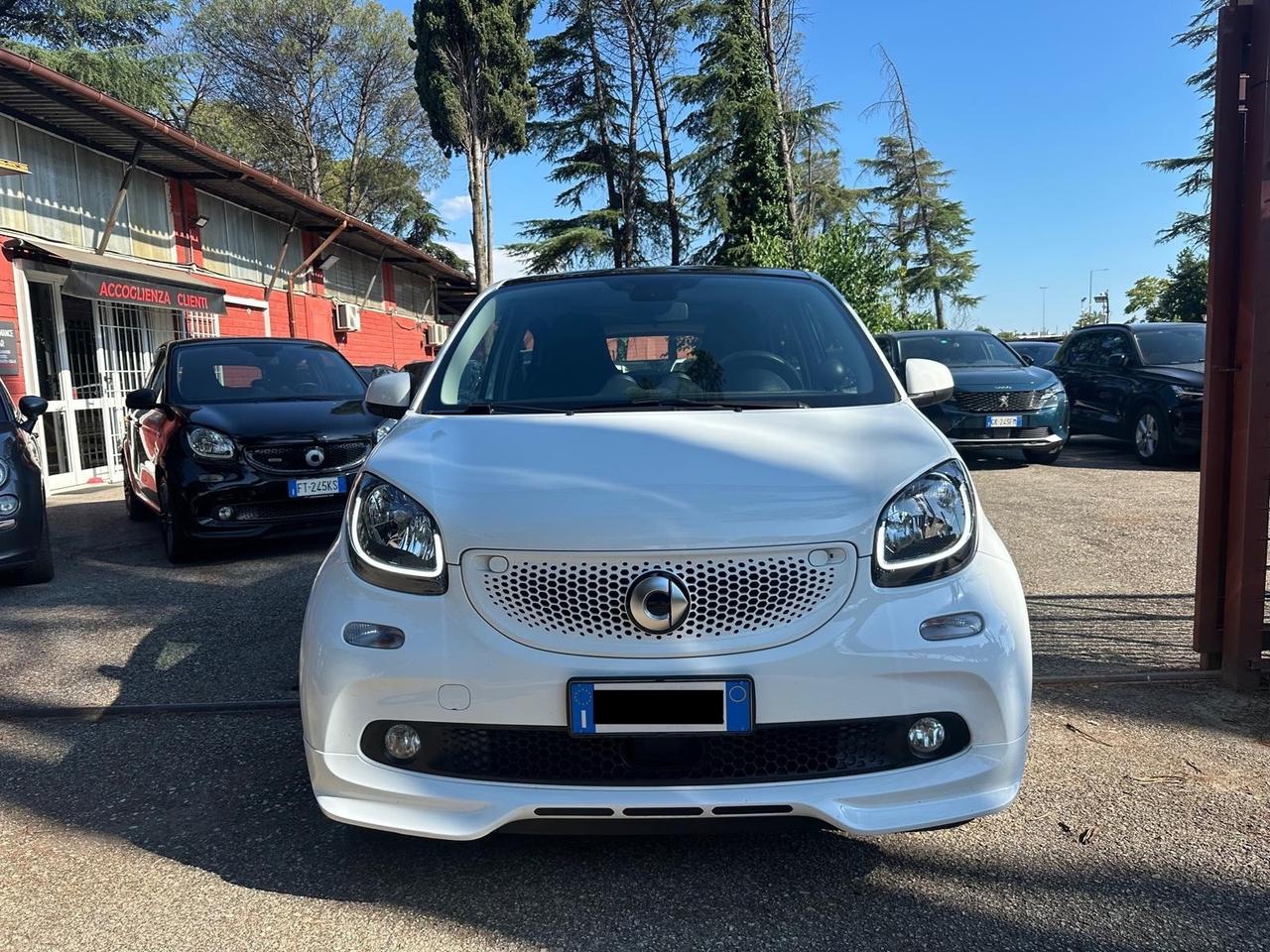 Smart ForFour 90 0.9 Turbo twinamic Superpassion LED *PROMO*