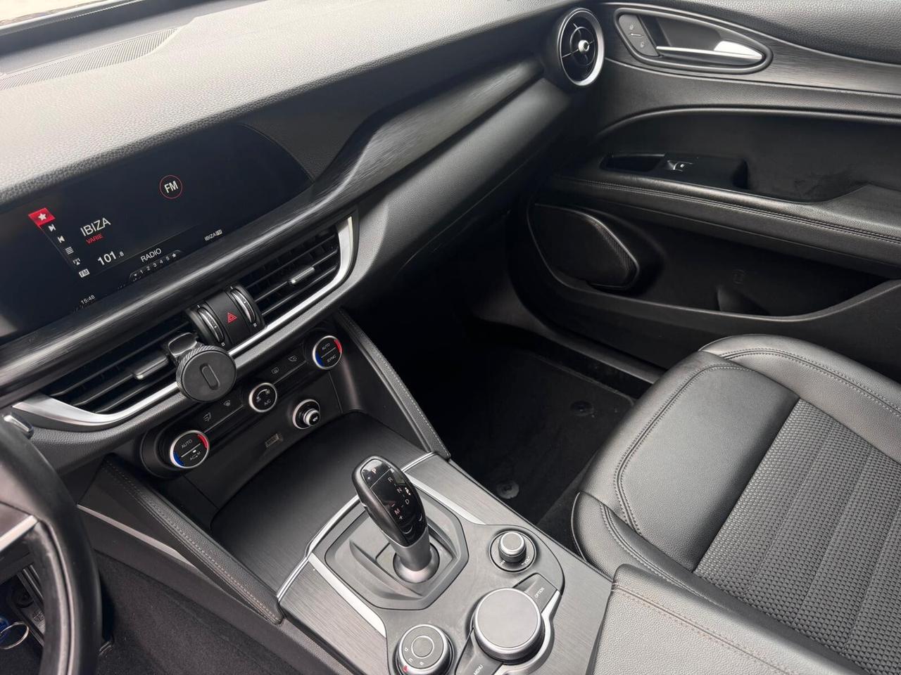 Alfa Romeo Stelvio 2.2 Turbodiesel 210 CV AT8 Q4 Super